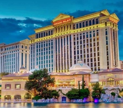 Caesars Palace: Mezzo secolo dell'icona di Las Vegas