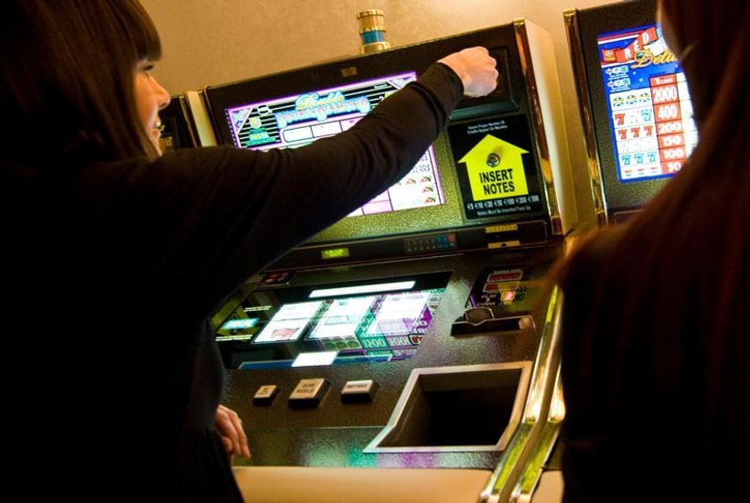 I dati che spaventano il mondo del gambling: 4 milioni di utenti giocano illegalmente