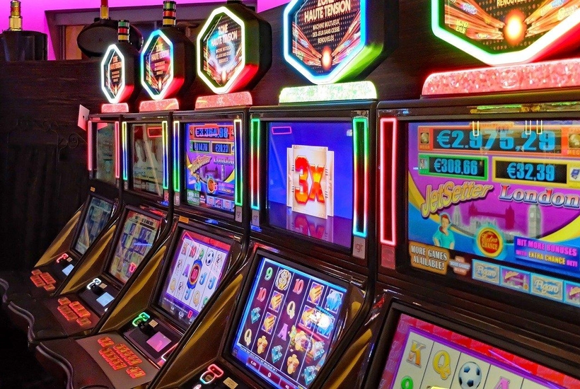 Le slot machine costituiscono l'87,5% dell'offerta dei casinò online
