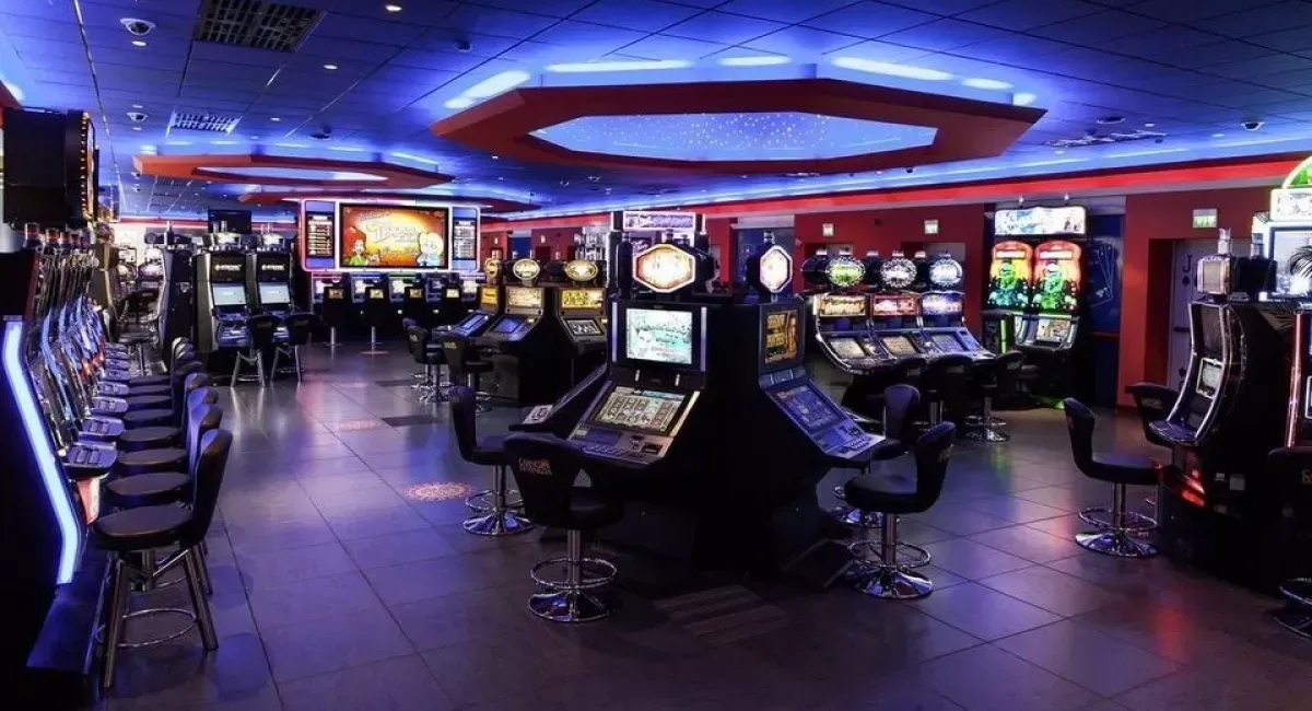 Tutte le incognite dietro la riapertura delle sale slot e agenzie di scommesse sportive
