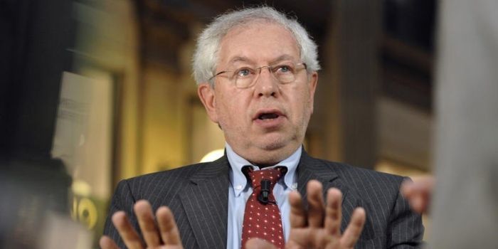 Baretta: “Necessaria una normativa unica a livello europeo per limitare la pubblicità del gioco”