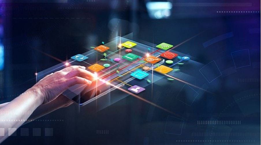Mercato del gioco pubblico in crescita: calano le slot e salgono i casinò online