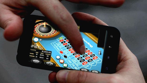 Casinò online, agosto da favola. Poker in crisi, ma non è una novità