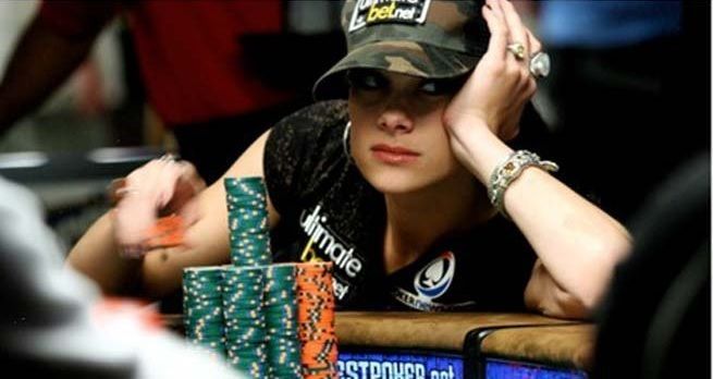 Gambling online: 9,4 miliardi di euro mossi nel 2015. Statistiche e quote di mercato