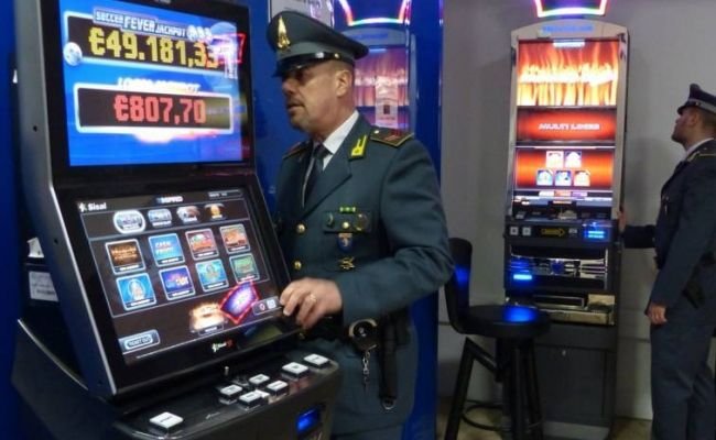 Il gioco illegale “ringrazia” la lotta al gioco legale. Sfondato il muro dei 20 miliardi di euro