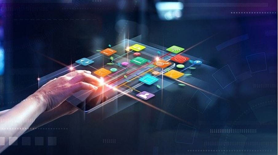 Mercato del gioco pubblico in crescita: calano le slot e salgono i casinò online