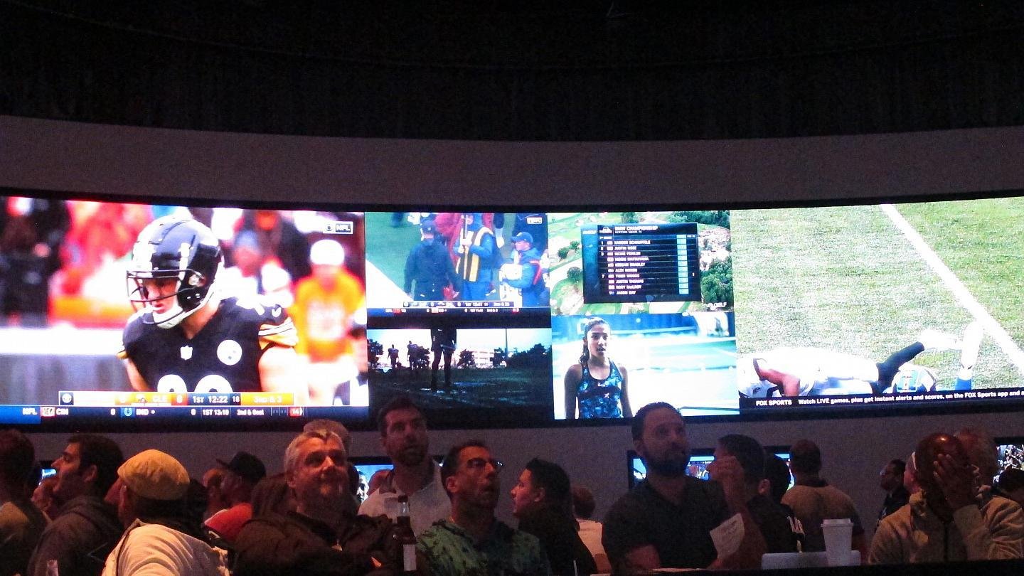 Gioco d'azzardo pubblico e privato: la grande differenza che mette in ginocchio il sistema spagnolo